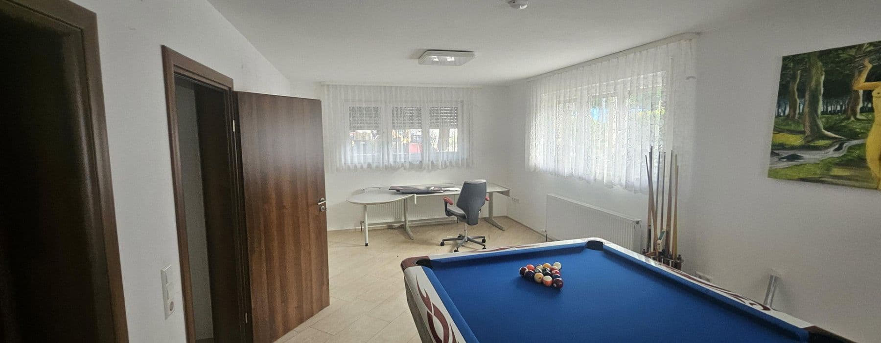 Predaj domu 209 m², pozemok 334 m², Lichtensteinstr., 64, Reutlingen, Bádensko-Wurttembersko Predaj domu 209 m², pozemok 334 m², Lichtensteinstr., 64, Reutlingen, Bádensko-Wurttembersko