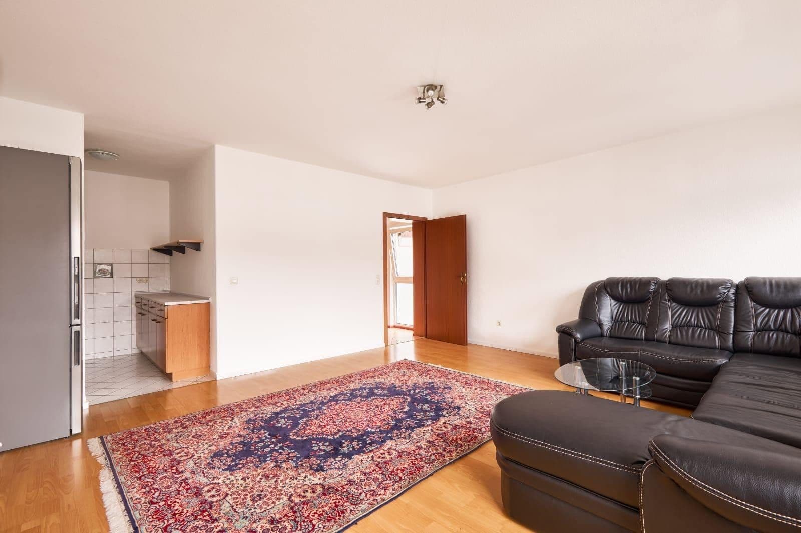 Prenájom bytu 3-izbový 95 m², Werkstättestraße 5, Kaiserslautern, Porýnie-Falcko Prenájom bytu 3-izbový 95 m², Werkstättestraße 5, Kaiserslautern, Porýnie-Falcko