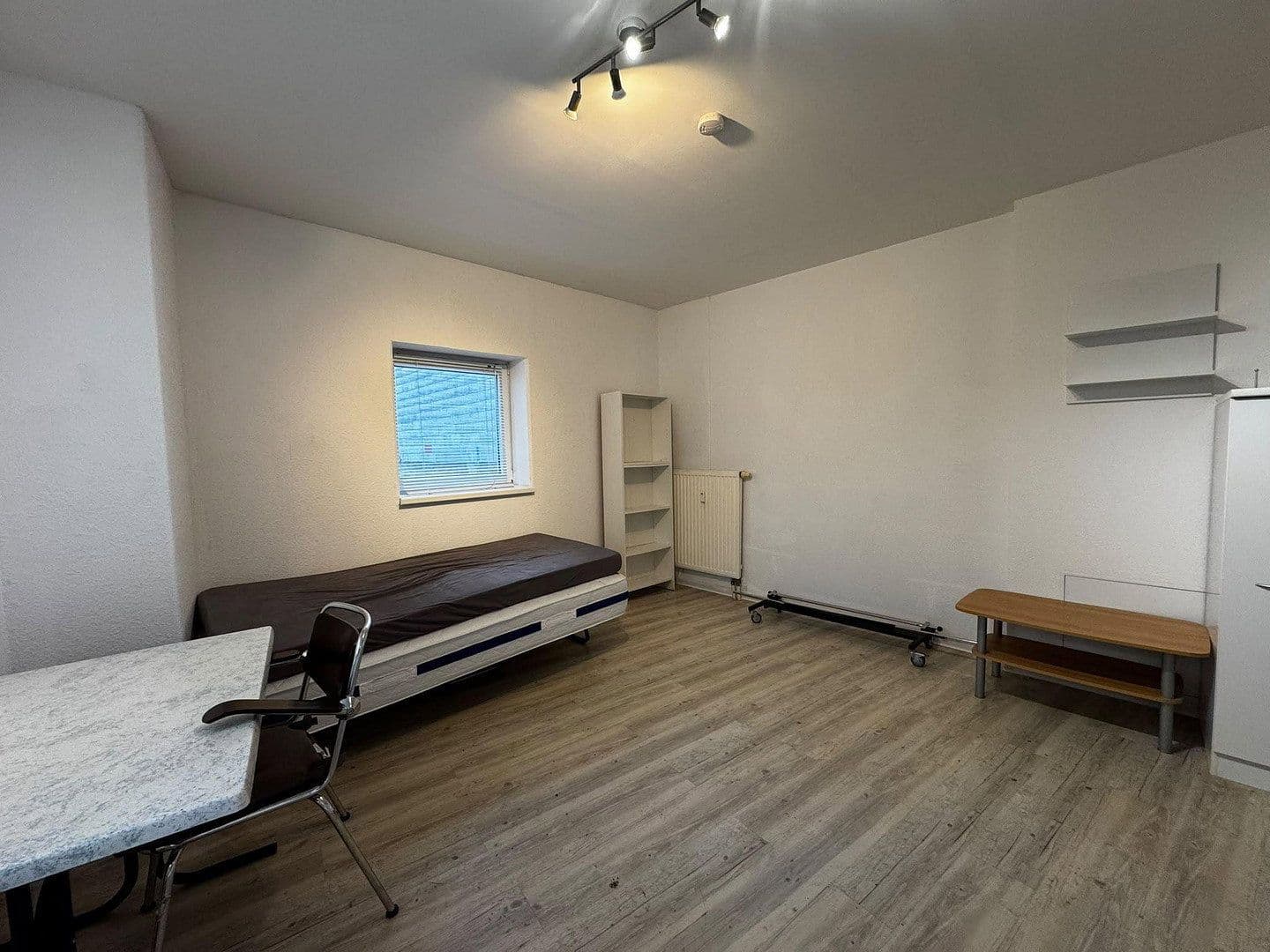 Prenájom bytu 1-izbový 19 m², Zellbach 70A, Clausthal-Zellerfeld, Dolné Sasko Prenájom bytu 1-izbový 19 m², Zellbach 70A, Clausthal-Zellerfeld, Dolné Sasko