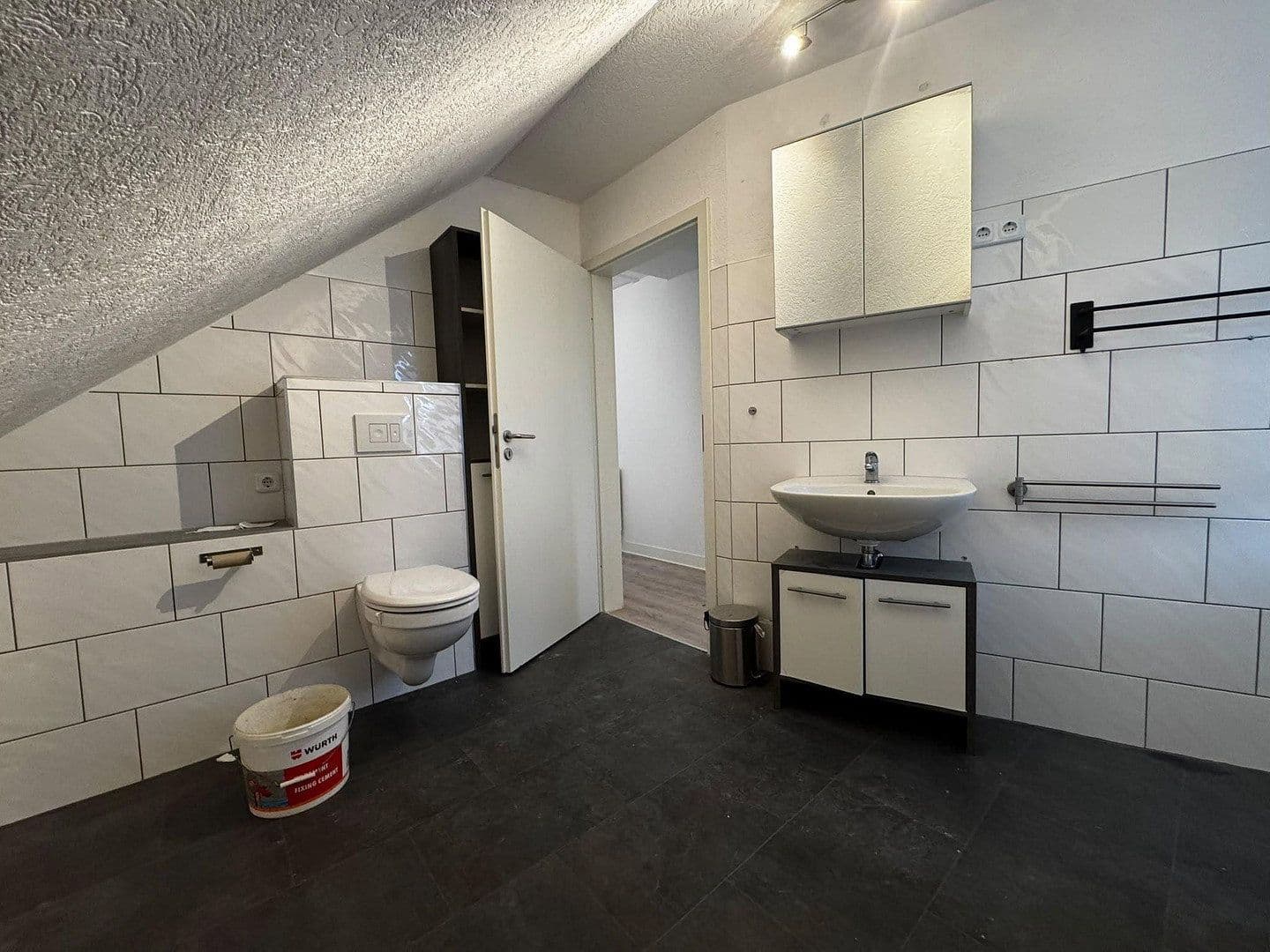 Prenájom bytu 1-izbový 19 m², Zellbach 70A, Clausthal-Zellerfeld, Dolné Sasko Prenájom bytu 1-izbový 19 m², Zellbach 70A, Clausthal-Zellerfeld, Dolné Sasko