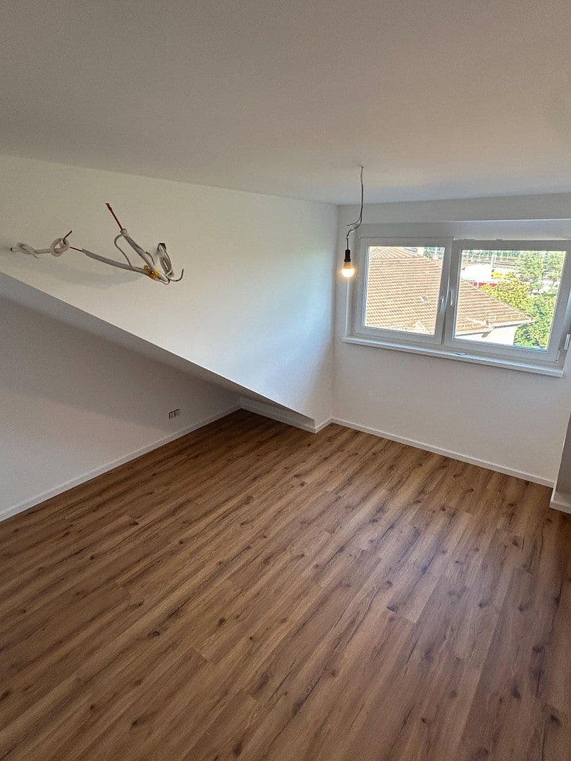 Prenájom bytu 3-izbový 75 m², Stromerstr. 1/1A, Nürnberg, Bavorsko Prenájom bytu 3-izbový 75 m², Stromerstr. 1/1A, Nürnberg, Bavorsko