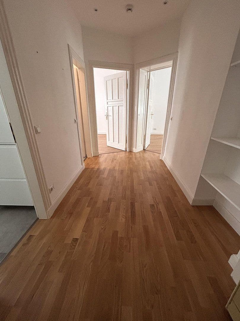 Predaj bytu 2-izbový 62 m², Berlin, Berlín Predaj bytu 2-izbový 62 m², Berlin, Berlín