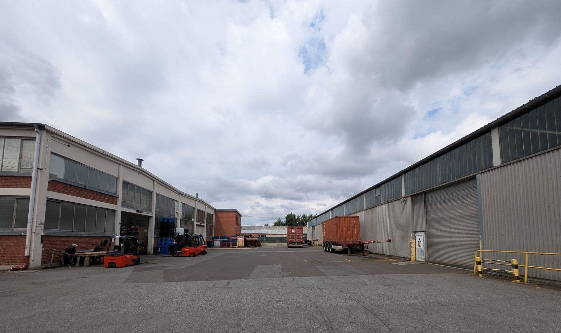 Predaj nebytového priestoru 6.749 m², Norderstedt, Šlezvicko-Holštajnsko Predaj nebytového priestoru 6.749 m², Norderstedt, Šlezvicko-Holštajnsko