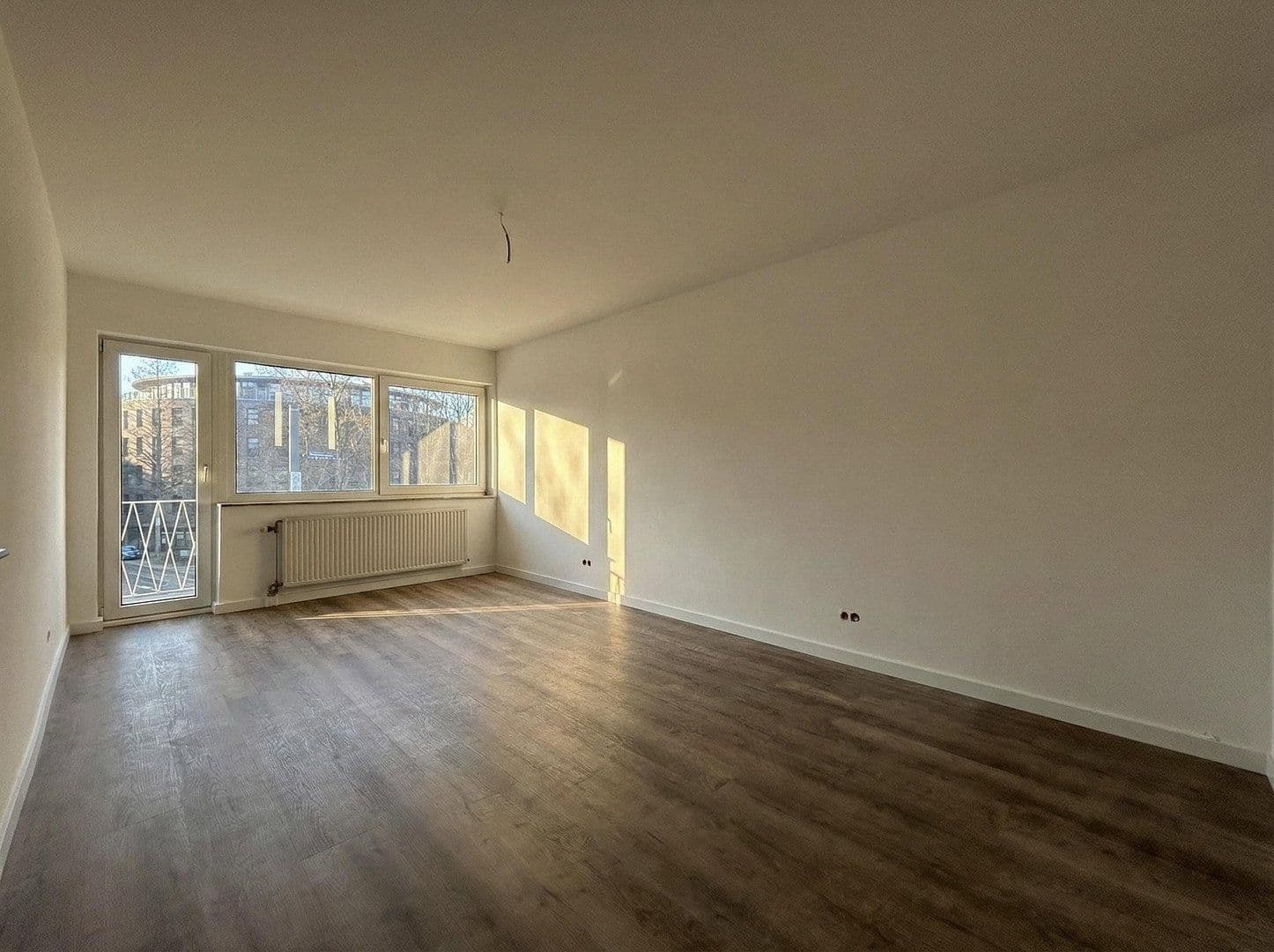 Predaj bytu 3-izbový 70 m², Köln, Severné Porýnie - Westfálsko Predaj bytu 3-izbový 70 m², Köln, Severné Porýnie - Westfálsko