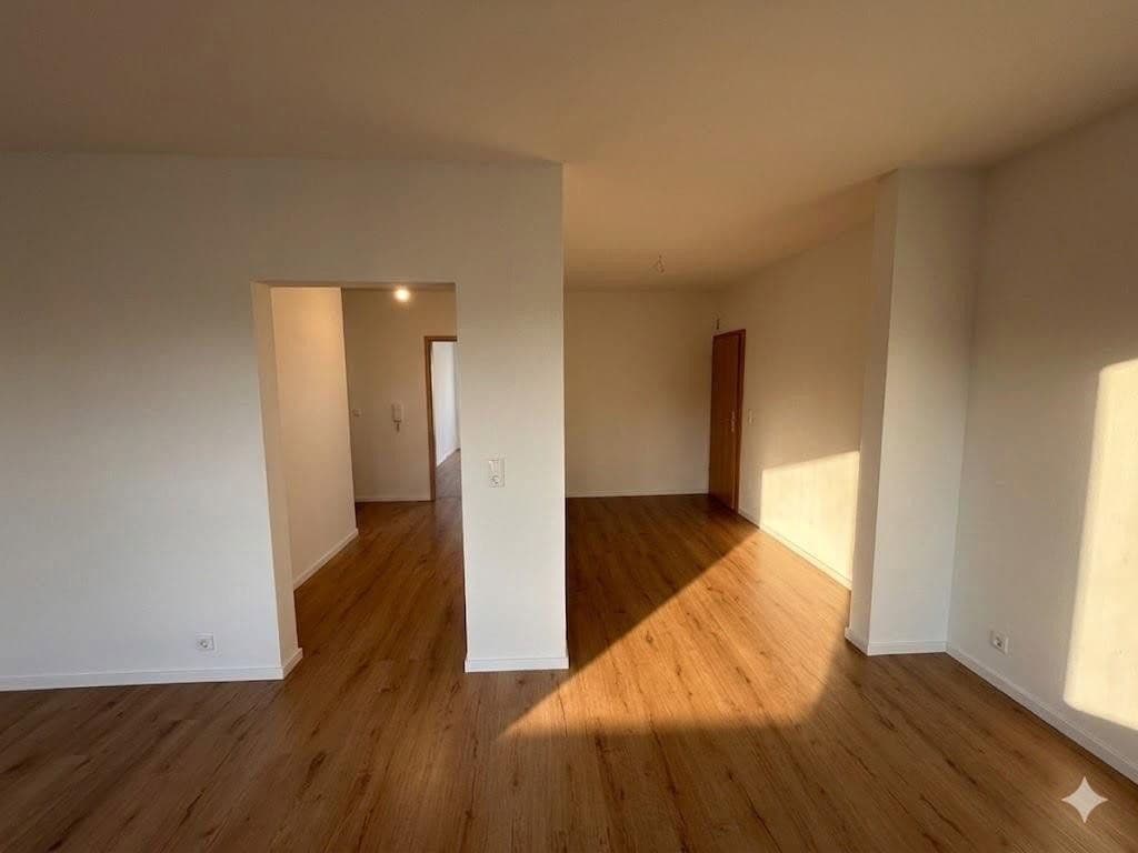 Prenájom bytu 3-izbový 130 m², Schlossberg 1, Sankt Goar, Porýnie-Falcko Prenájom bytu 3-izbový 130 m², Schlossberg 1, Sankt Goar, Porýnie-Falcko
