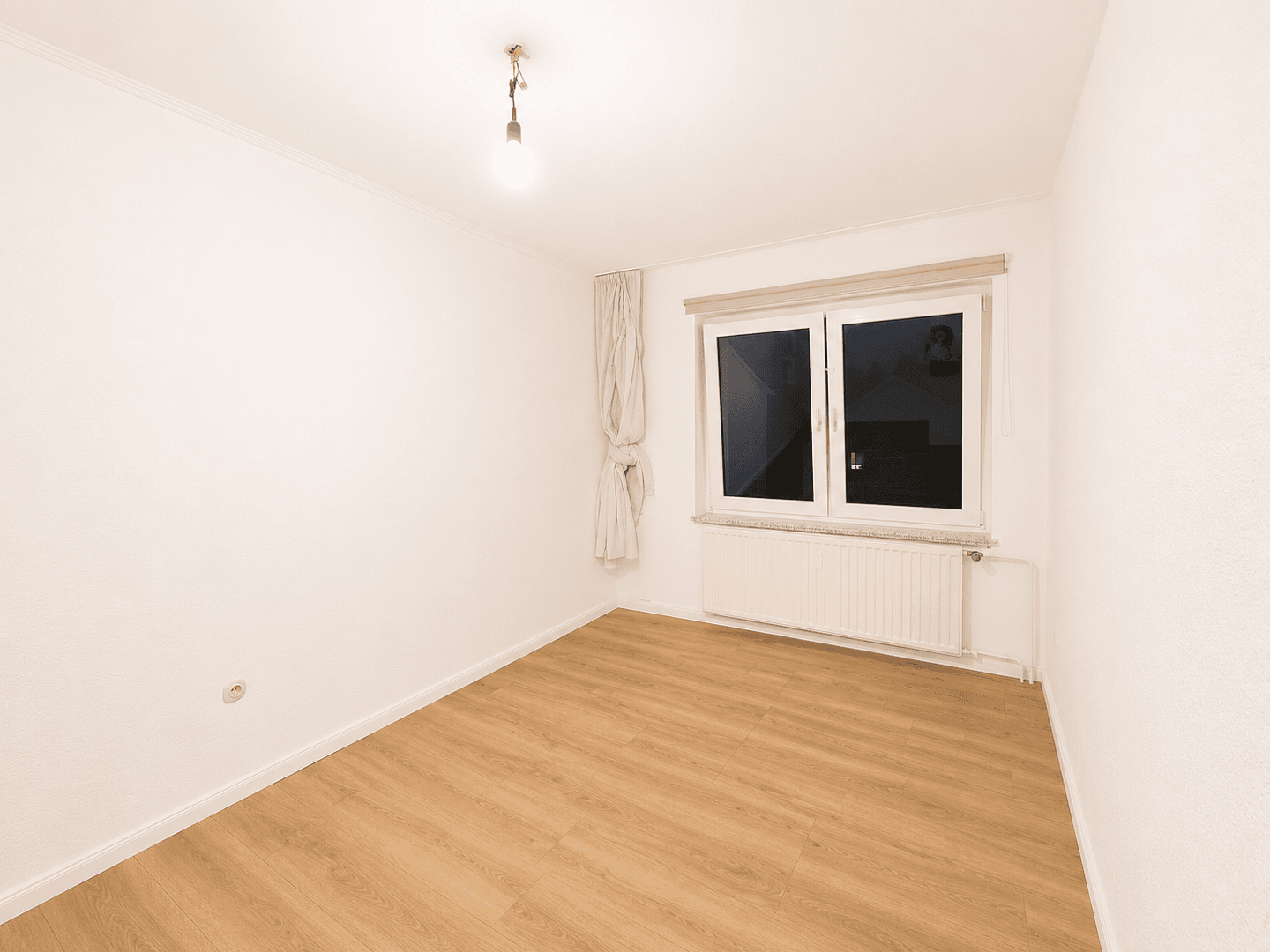 Prenájom bytu 3-izbový 63 m², Neuer Damm 40, Bremen, Brémy Prenájom bytu 3-izbový 63 m², Neuer Damm 40, Bremen, Brémy