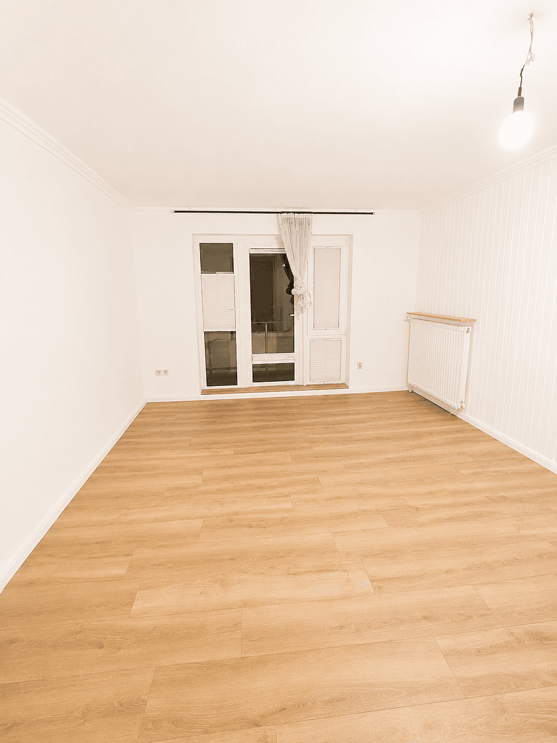 Prenájom bytu 3-izbový 63 m², Neuer Damm 40, Bremen, Brémy Prenájom bytu 3-izbový 63 m², Neuer Damm 40, Bremen, Brémy