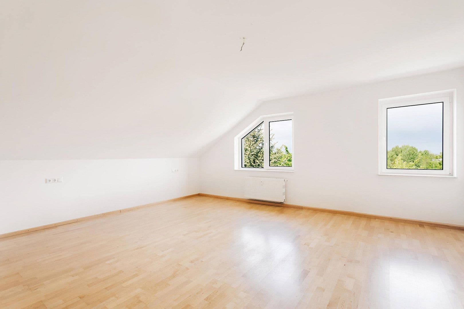 Prenájom kancelárie 218 m², Zum Wiesengrund 8, Wilsdruff, Sasko Prenájom kancelárie 218 m², Zum Wiesengrund 8, Wilsdruff, Sasko