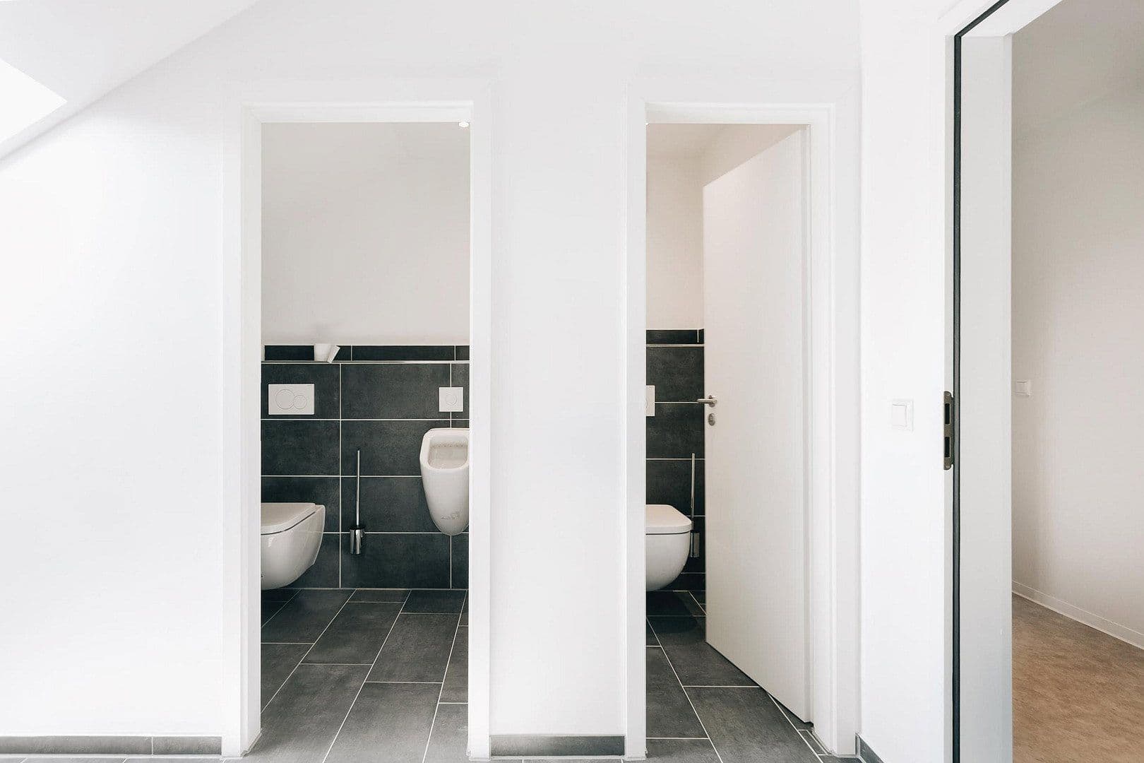 Prenájom kancelárie 218 m², Zum Wiesengrund 8, Wilsdruff, Sasko Prenájom kancelárie 218 m², Zum Wiesengrund 8, Wilsdruff, Sasko