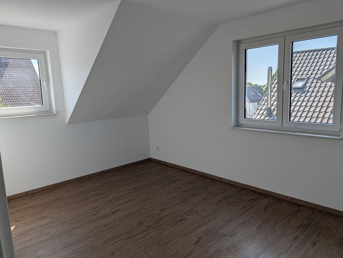 Prenájom bytu 3-izbový 102 m², Harleshäuser Straße 133, Kassel, Hesensko Prenájom bytu 3-izbový 102 m², Harleshäuser Straße 133, Kassel, Hesensko