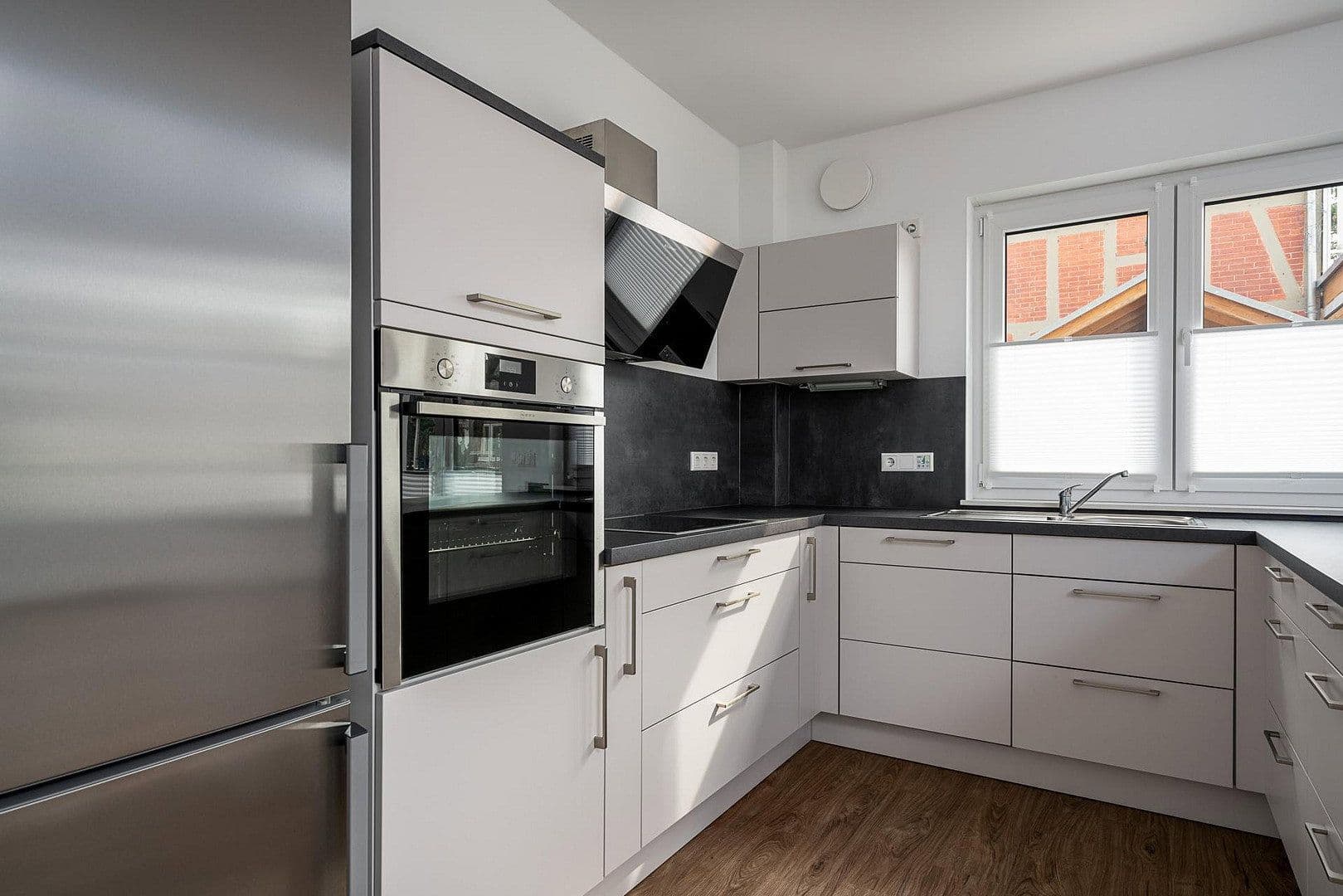 Prenájom bytu 3-izbový 102 m², Harleshäuser Straße 133, Kassel, Hesensko Prenájom bytu 3-izbový 102 m², Harleshäuser Straße 133, Kassel, Hesensko