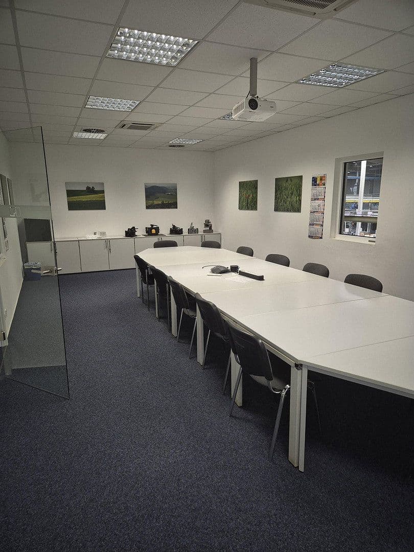 Prenájom nebytového priestoru 24.948 m², Lauchaer Höhe 29, Hörsel, Durínsko Prenájom nebytového priestoru 24.948 m², Lauchaer Höhe 29, Hörsel, Durínsko