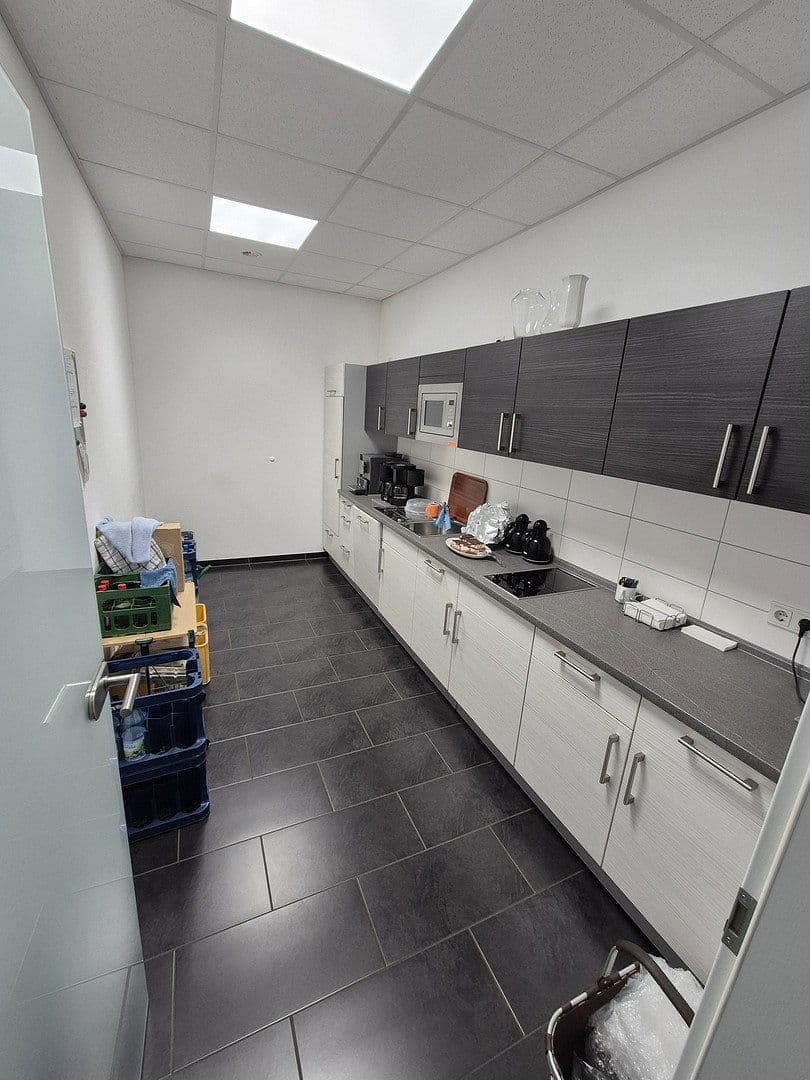 Prenájom nebytového priestoru 24.948 m², Lauchaer Höhe 29, Hörsel, Durínsko Prenájom nebytového priestoru 24.948 m², Lauchaer Höhe 29, Hörsel, Durínsko