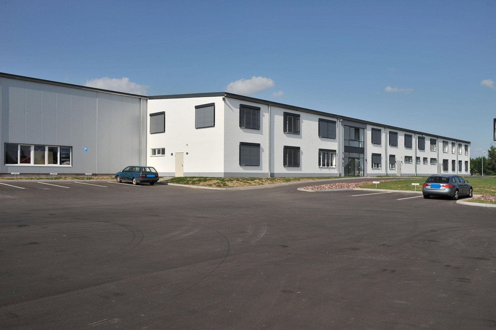 Prenájom nebytového priestoru 24.948 m², Lauchaer Höhe 29, Hörsel, Durínsko Prenájom nebytového priestoru 24.948 m², Lauchaer Höhe 29, Hörsel, Durínsko