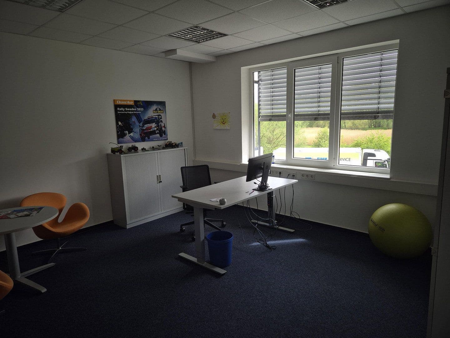 Prenájom nebytového priestoru 24.948 m², Lauchaer Höhe 29, Hörsel, Durínsko Prenájom nebytového priestoru 24.948 m², Lauchaer Höhe 29, Hörsel, Durínsko