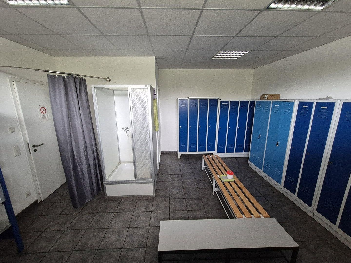 Prenájom nebytového priestoru 24.948 m², Lauchaer Höhe 29, Hörsel, Durínsko Prenájom nebytového priestoru 24.948 m², Lauchaer Höhe 29, Hörsel, Durínsko