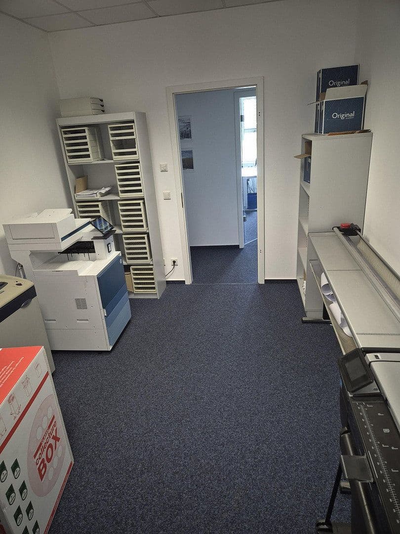 Prenájom nebytového priestoru 24.948 m², Lauchaer Höhe 29, Hörsel, Durínsko Prenájom nebytového priestoru 24.948 m², Lauchaer Höhe 29, Hörsel, Durínsko