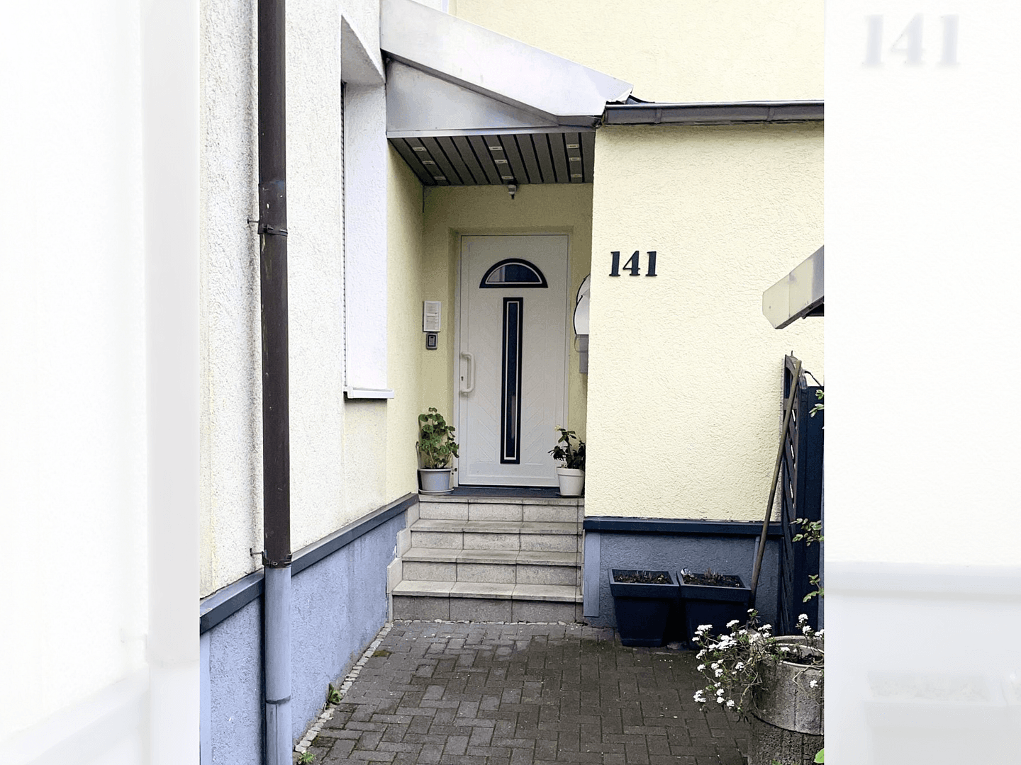 Predaj domu 290 m², pozemok 550 m², Solingen, Severné Porýnie - Westfálsko Predaj domu 290 m², pozemok 550 m², Solingen, Severné Porýnie - Westfálsko