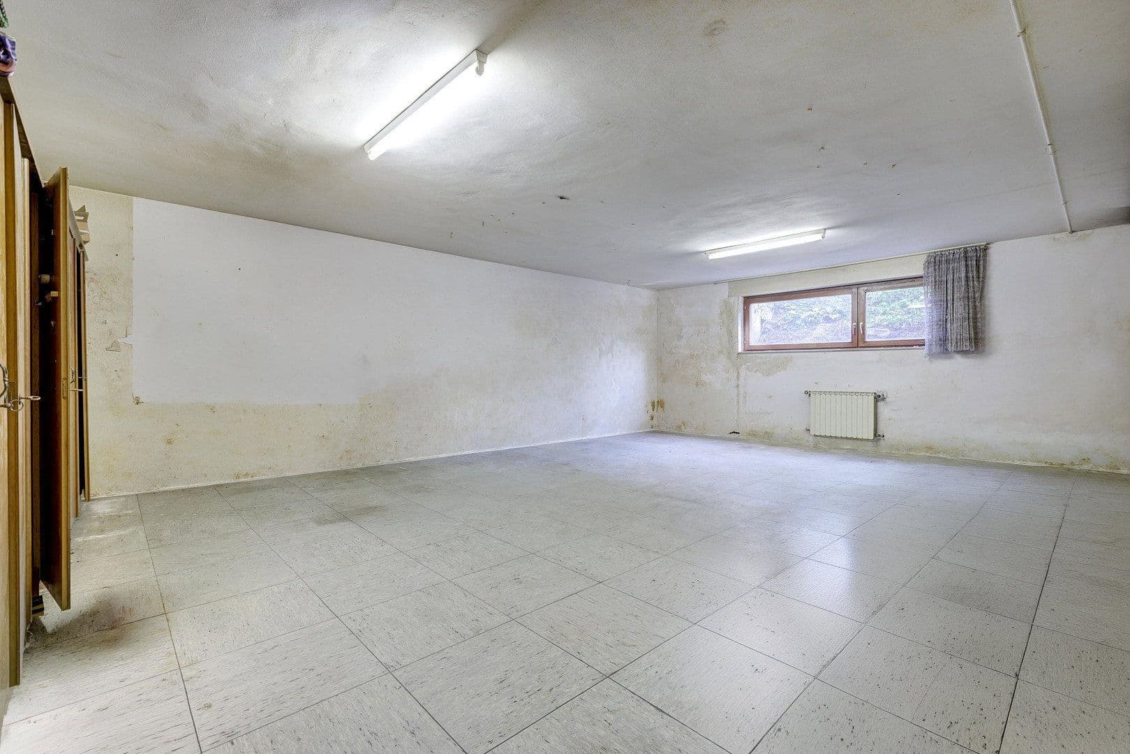 Predaj domu 290 m², pozemok 546 m², Mainz, Porýnie-Falcko Predaj domu 290 m², pozemok 546 m², Mainz, Porýnie-Falcko