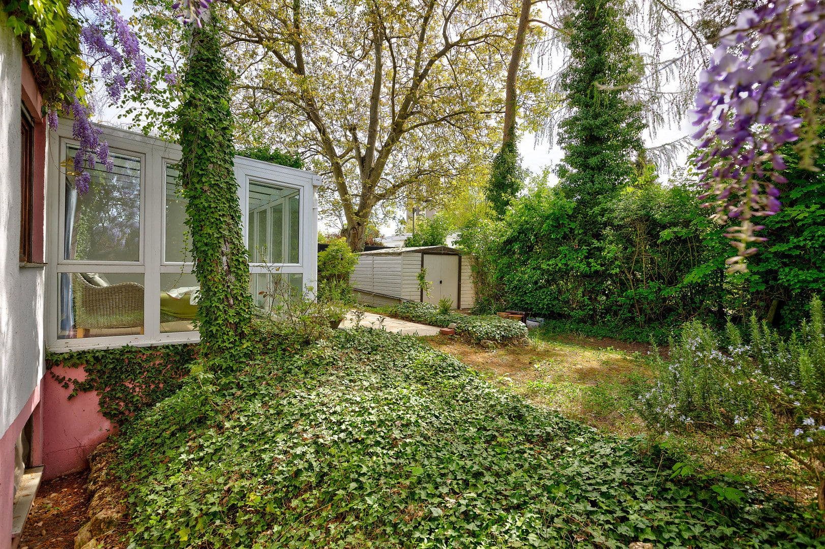 Predaj domu 290 m², pozemok 546 m², Mainz, Porýnie-Falcko Predaj domu 290 m², pozemok 546 m², Mainz, Porýnie-Falcko