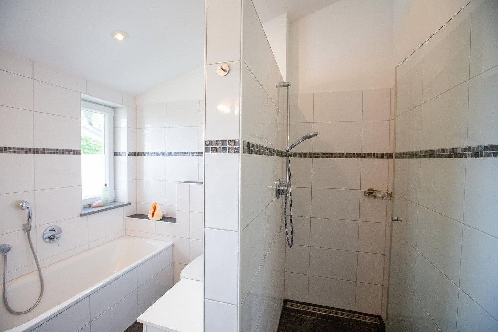 Prenájom domu 174 m², pozemok 500 m², Wörthsee, Bavorsko Prenájom domu 174 m², pozemok 500 m², Wörthsee, Bavorsko