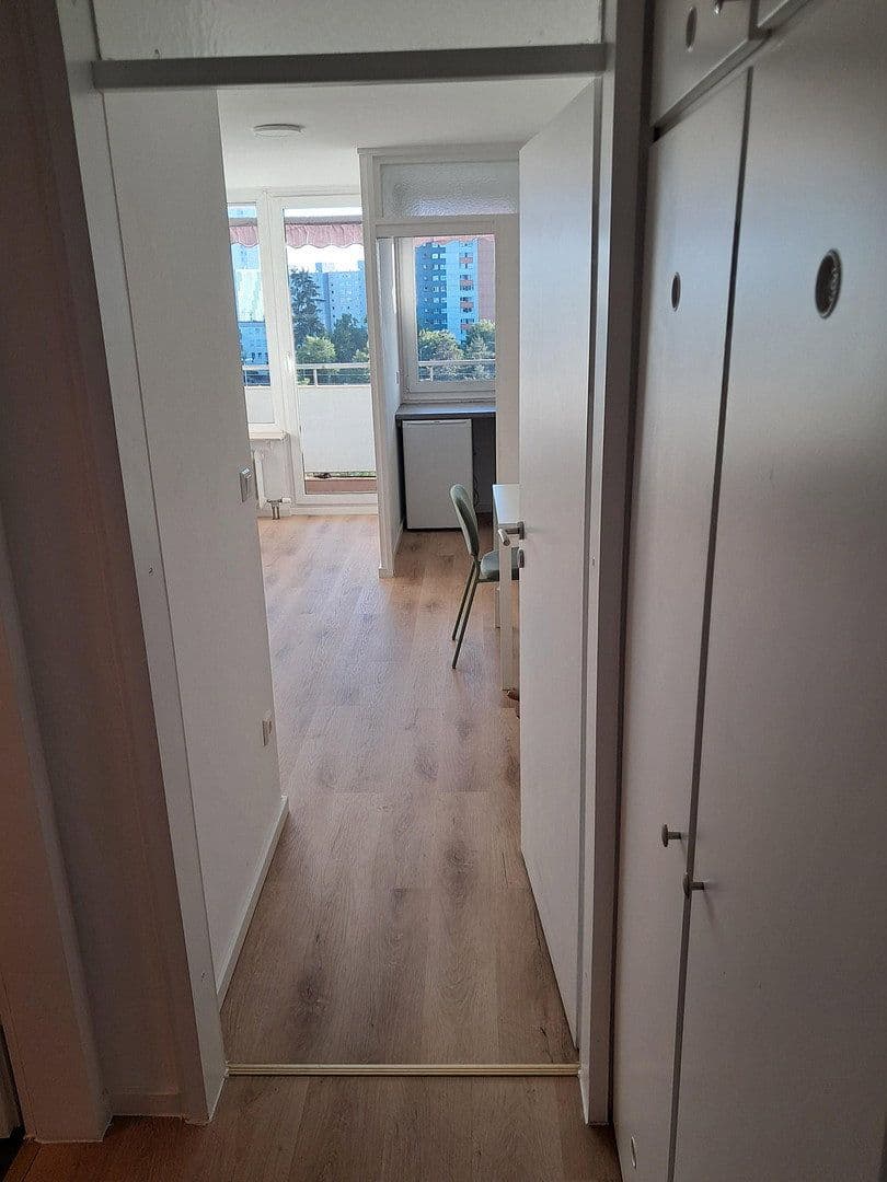 Prenájom bytu 1-izbový 29 m², Wichernstr. 14, Erlangen, Bavorsko Prenájom bytu 1-izbový 29 m², Wichernstr. 14, Erlangen, Bavorsko