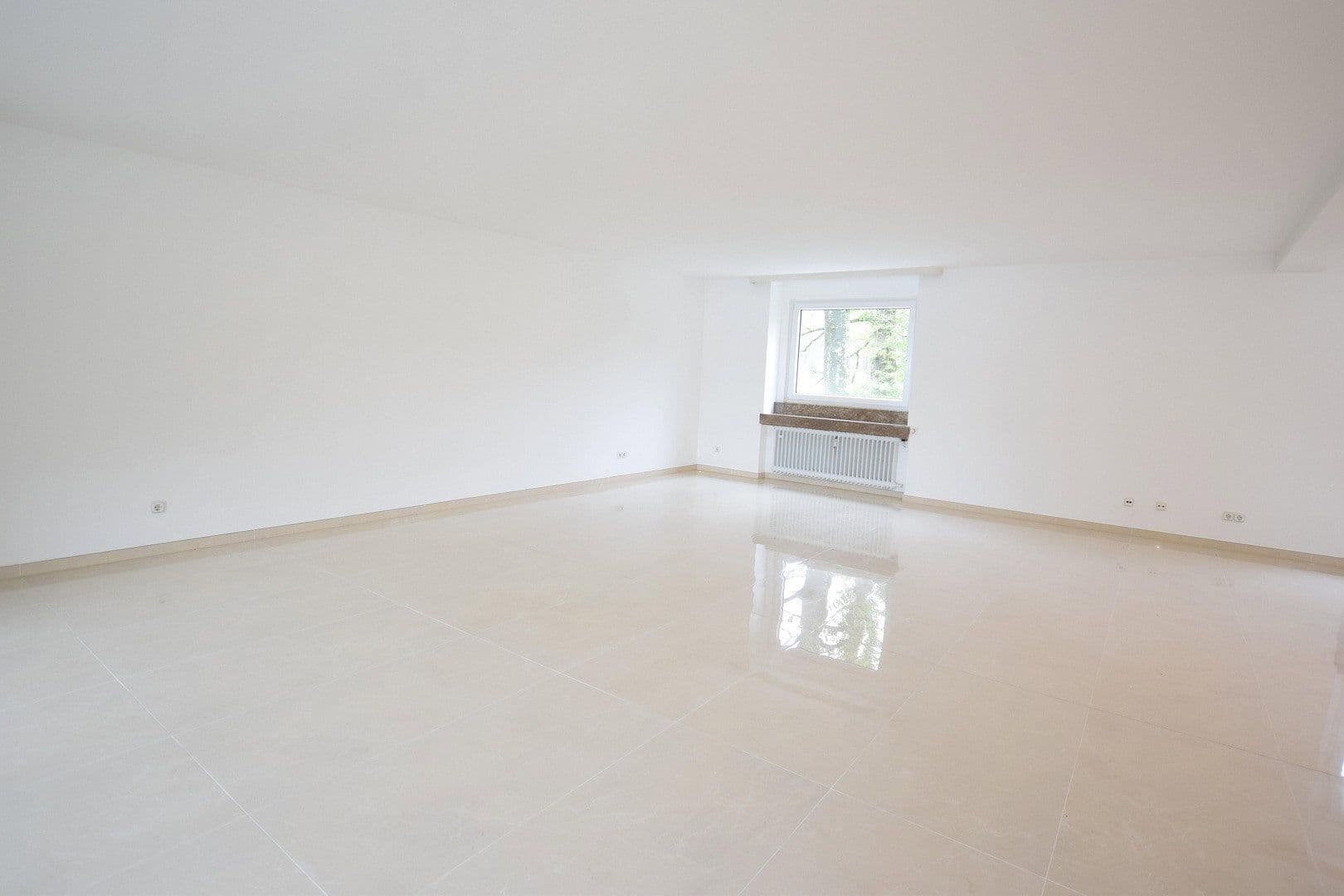 Predaj bytu 3-izbový 135 m², Bergisch Gladbach, Severné Porýnie - Westfálsko Predaj bytu 3-izbový 135 m², Bergisch Gladbach, Severné Porýnie - Westfálsko