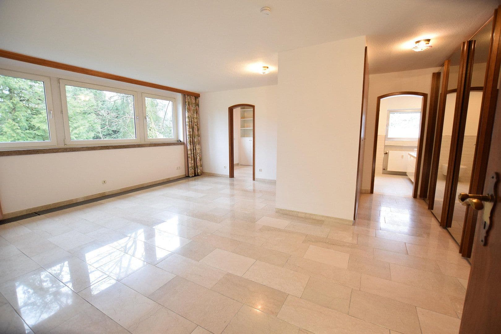 Predaj bytu 3-izbový 135 m², Bergisch Gladbach, Severné Porýnie - Westfálsko Predaj bytu 3-izbový 135 m², Bergisch Gladbach, Severné Porýnie - Westfálsko