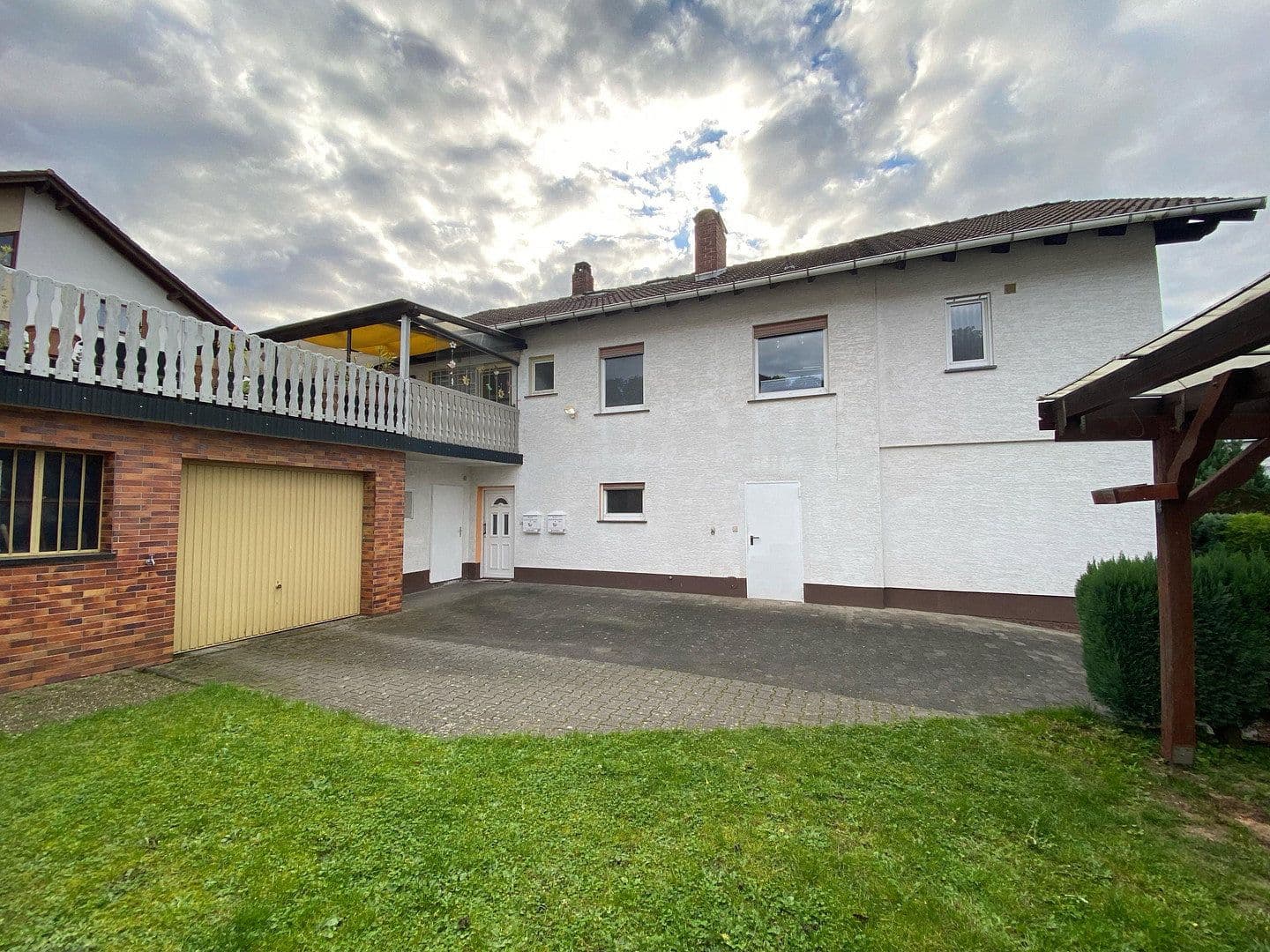 Predaj domu 261 m², pozemok 720 m², Am Dunkelberg 2, Heppenheim, Hesensko Predaj domu 261 m², pozemok 720 m², Am Dunkelberg 2, Heppenheim, Hesensko