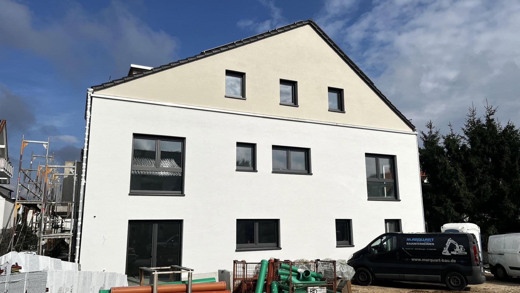 Prenájom bytu 4-izbový 132 m², Jügesheimer Weg 31, Seligenstadt, Hesensko Prenájom bytu 4-izbový 132 m², Jügesheimer Weg 31, Seligenstadt, Hesensko