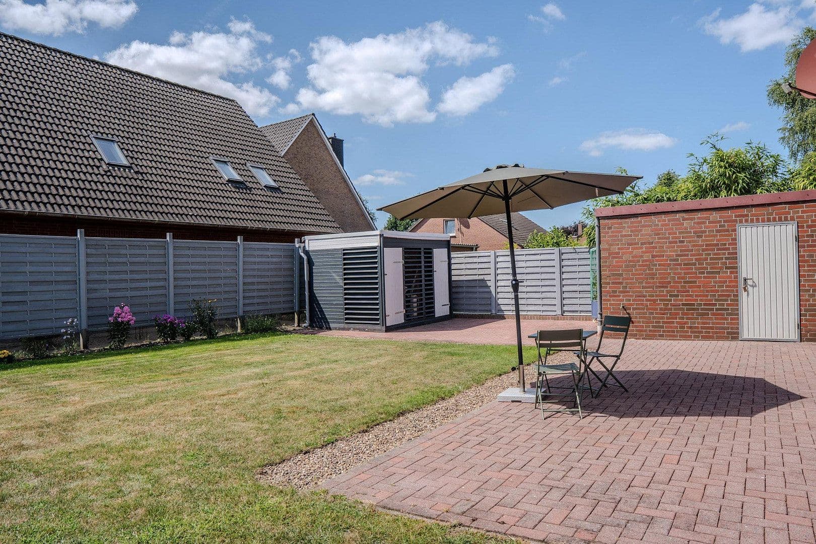 Predaj domu 148 m², pozemok 514 m², Barßel, Dolné Sasko Predaj domu 148 m², pozemok 514 m², Barßel, Dolné Sasko