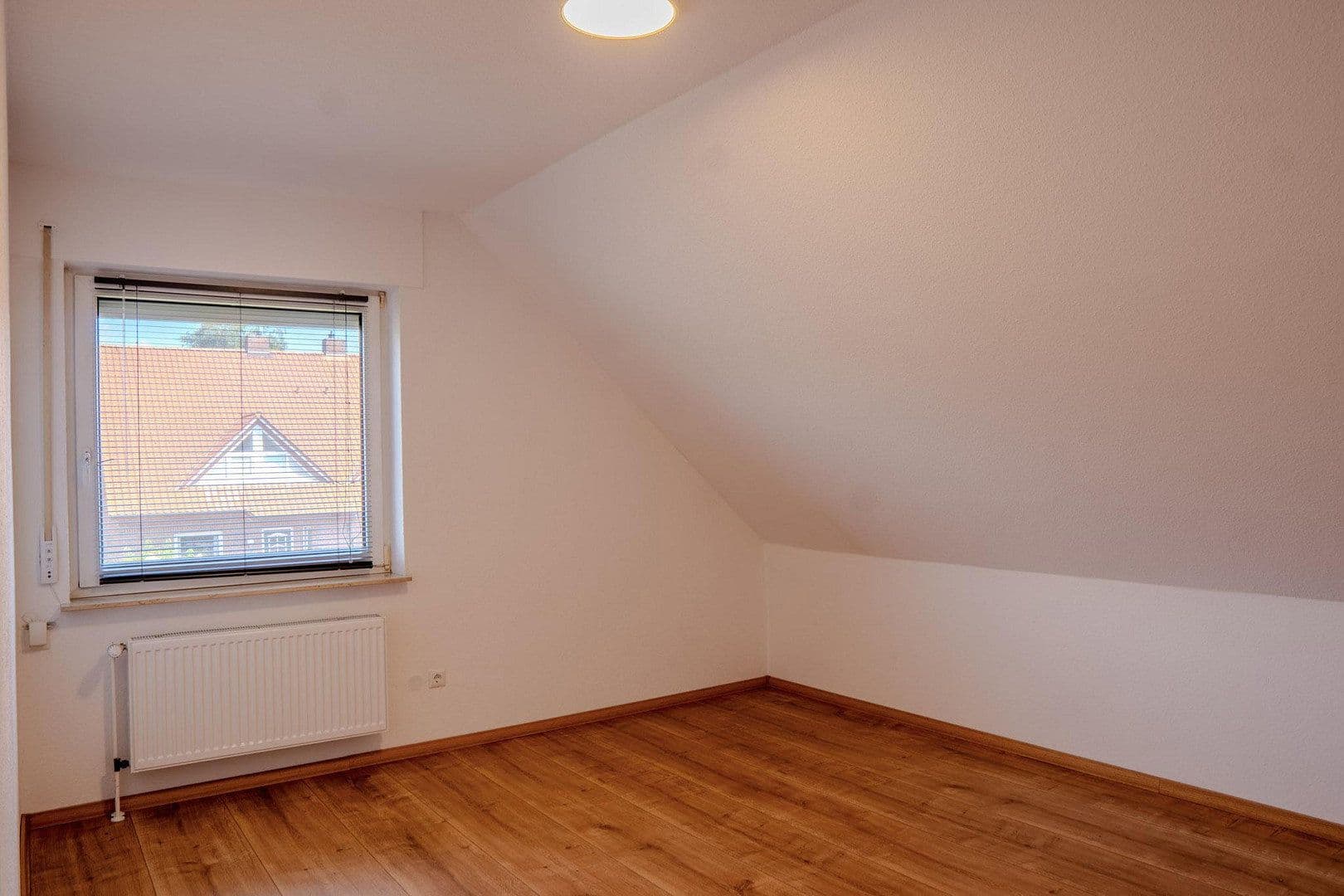 Predaj domu 148 m², pozemok 514 m², Barßel, Dolné Sasko Predaj domu 148 m², pozemok 514 m², Barßel, Dolné Sasko