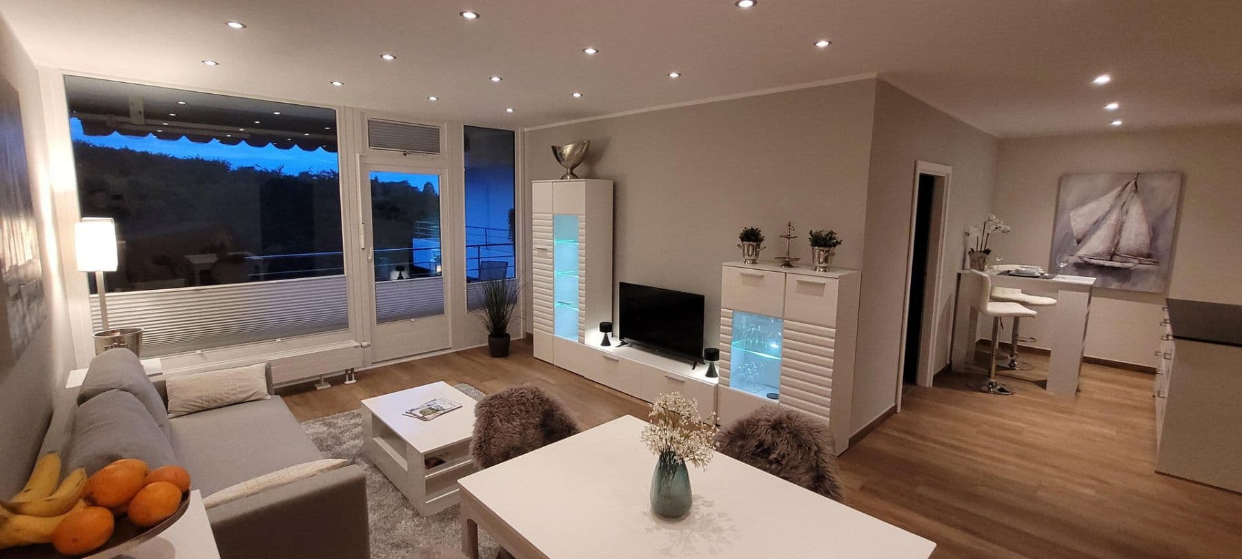 Prenájom bytu 2-izbový 65 m², Kiel, Šlezvicko-Holštajnsko Prenájom bytu 2-izbový 65 m², Kiel, Šlezvicko-Holštajnsko