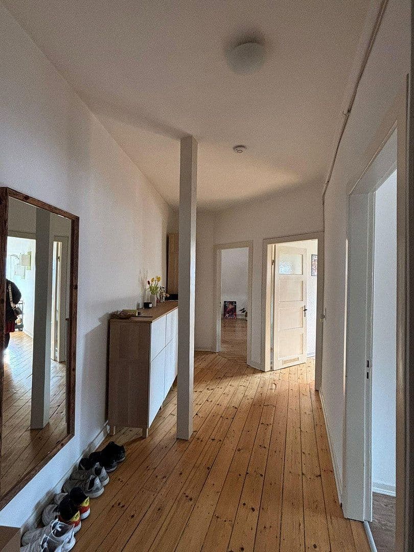Prenájom bytu 3-izbový 90 m², Hamburg, Hamburg Prenájom bytu 3-izbový 90 m², Hamburg, Hamburg