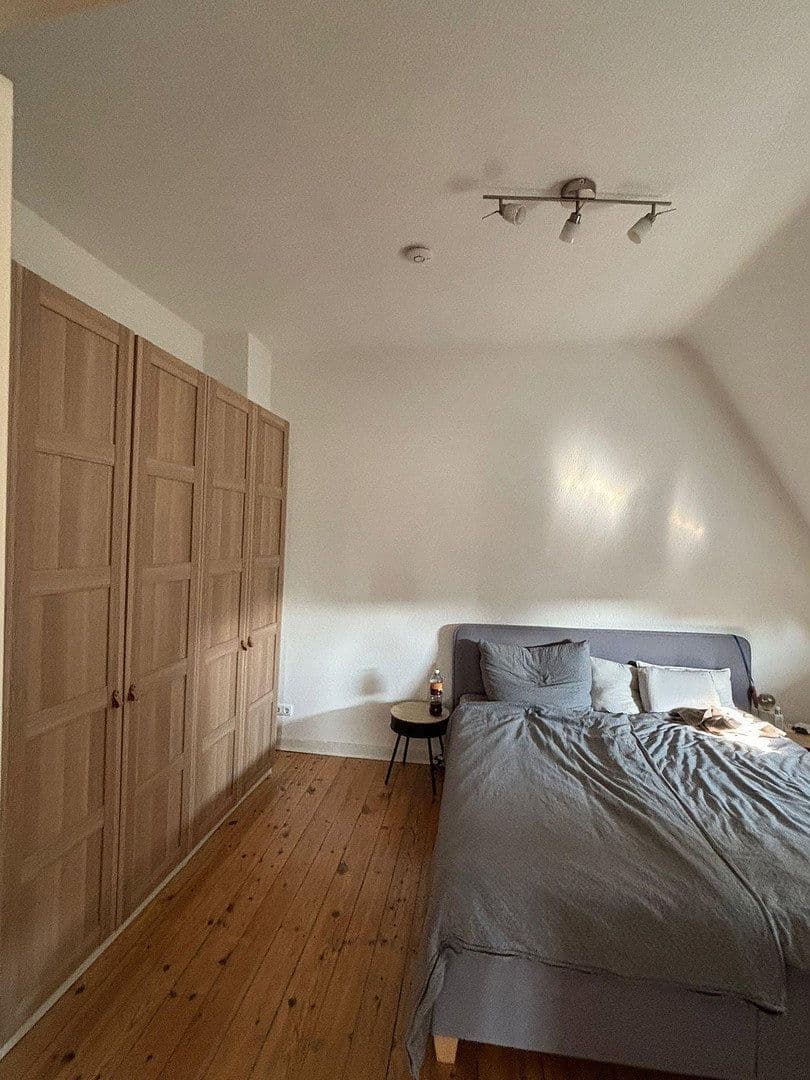 Prenájom bytu 3-izbový 90 m², Hamburg, Hamburg Prenájom bytu 3-izbový 90 m², Hamburg, Hamburg