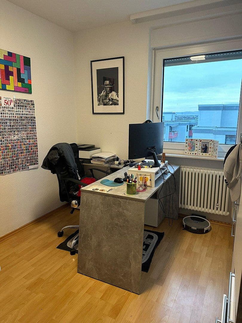 Prenájom bytu 4-izbový 97 m², Bachfeld 10, Lampertheim, Hesensko Prenájom bytu 4-izbový 97 m², Bachfeld 10, Lampertheim, Hesensko