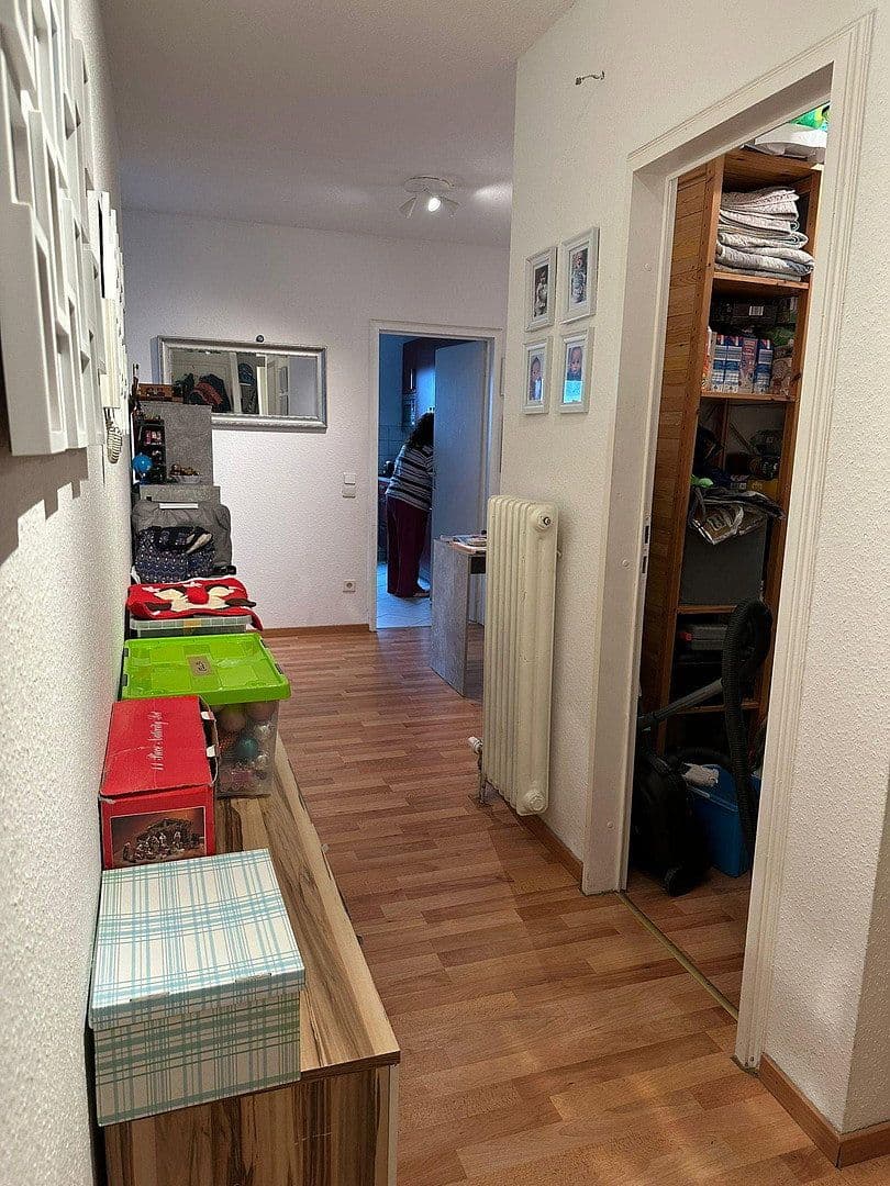 Prenájom bytu 4-izbový 97 m², Bachfeld 10, Lampertheim, Hesensko Prenájom bytu 4-izbový 97 m², Bachfeld 10, Lampertheim, Hesensko