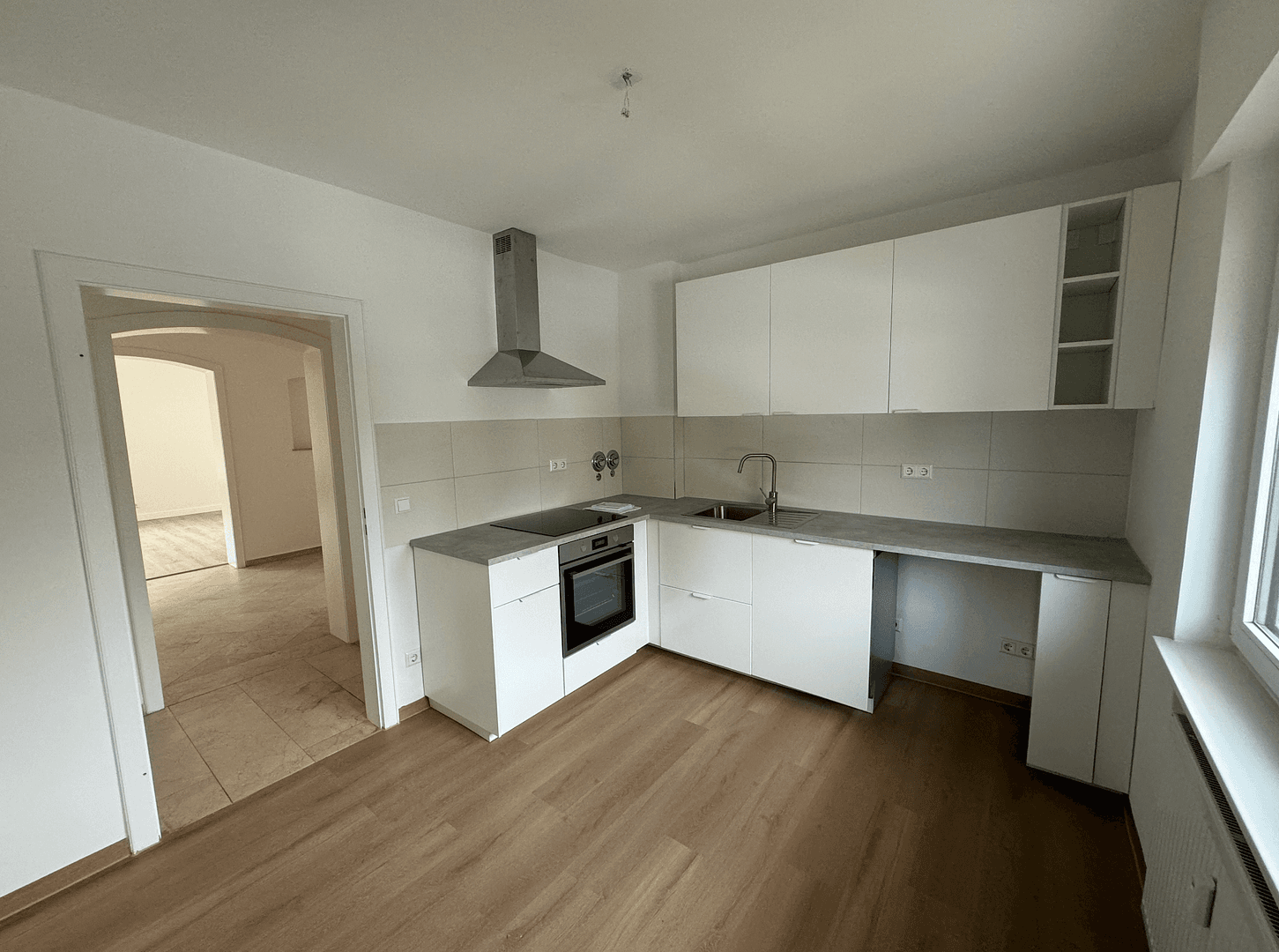 Prenájom bytu 4-izbový 110 m², Spießstrasse 100, Offenbach am Main, Hesensko Prenájom bytu 4-izbový 110 m², Spießstrasse 100, Offenbach am Main, Hesensko