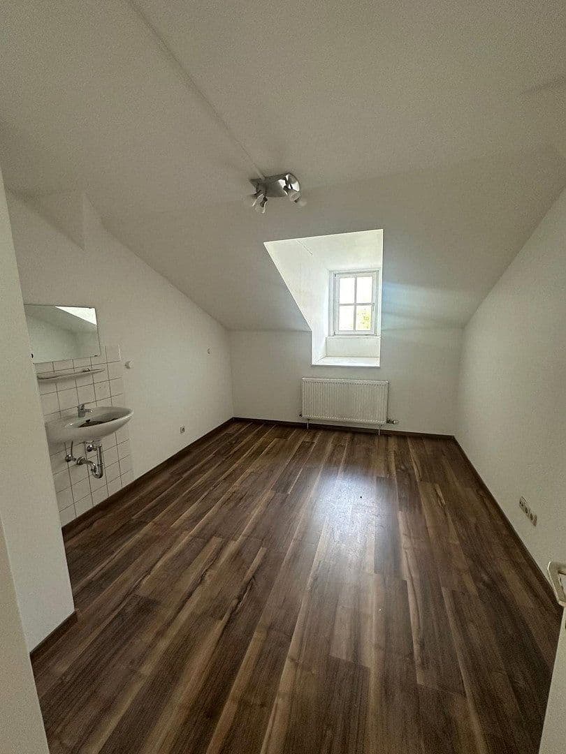 Predaj domu 392 m², pozemok 808 m², Ingolstadt, Bavorsko Predaj domu 392 m², pozemok 808 m², Ingolstadt, Bavorsko