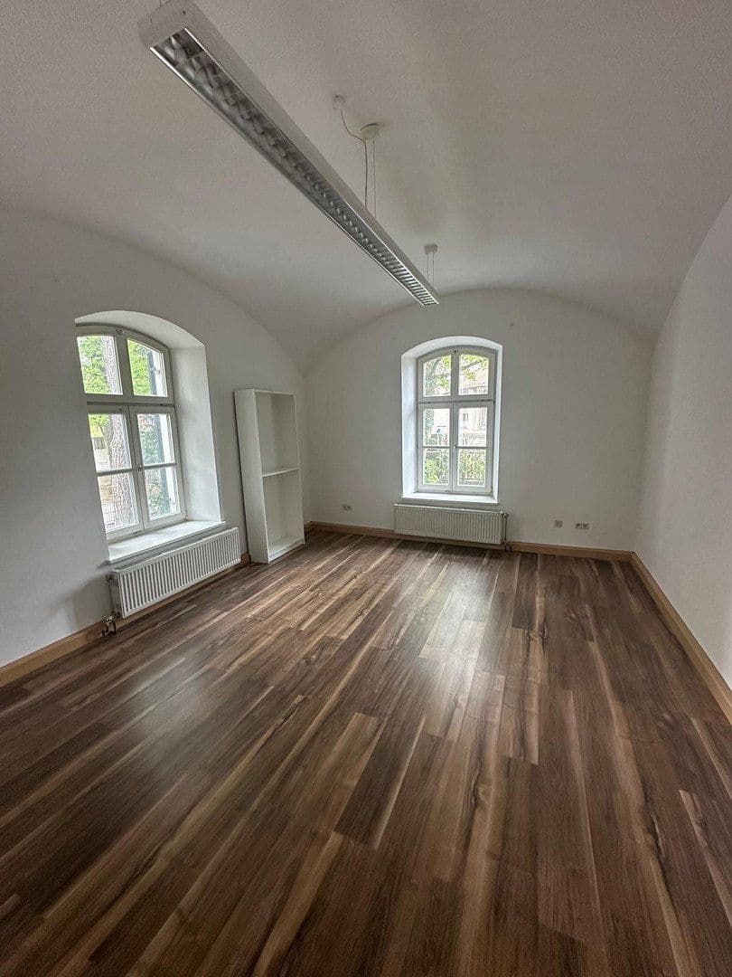 Predaj domu 392 m², pozemok 808 m², Ingolstadt, Bavorsko Predaj domu 392 m², pozemok 808 m², Ingolstadt, Bavorsko