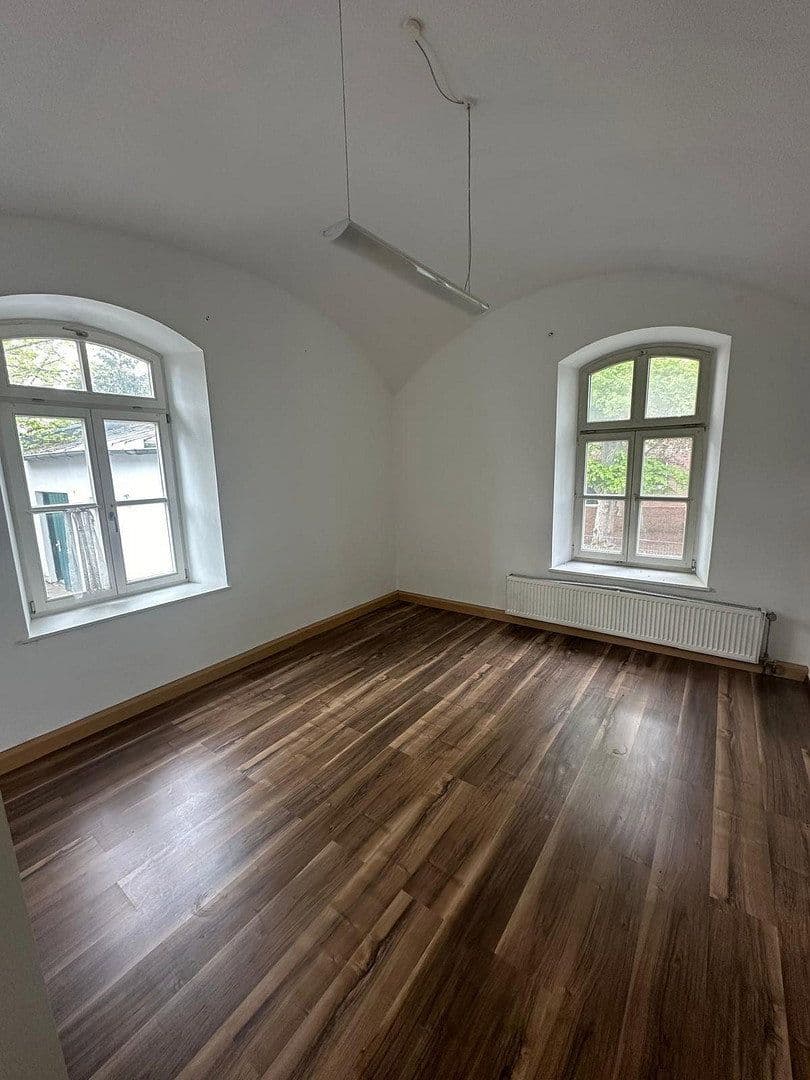 Predaj domu 392 m², pozemok 808 m², Ingolstadt, Bavorsko Predaj domu 392 m², pozemok 808 m², Ingolstadt, Bavorsko