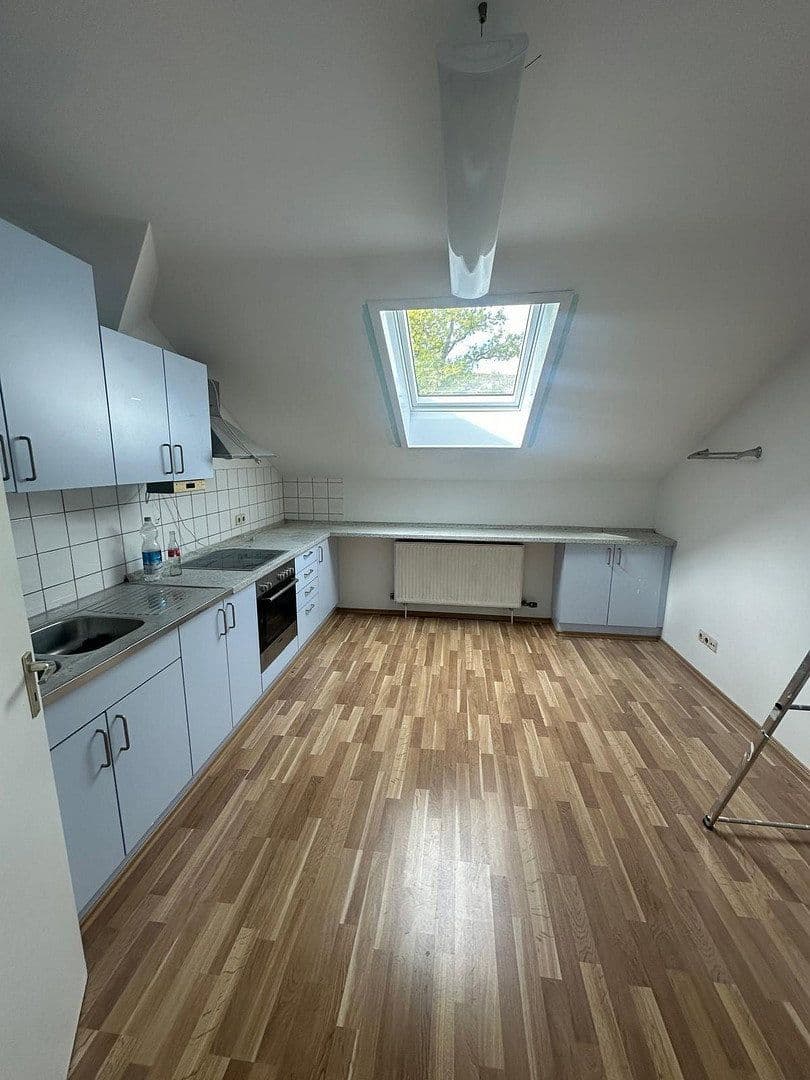 Predaj domu 392 m², pozemok 808 m², Ingolstadt, Bavorsko Predaj domu 392 m², pozemok 808 m², Ingolstadt, Bavorsko