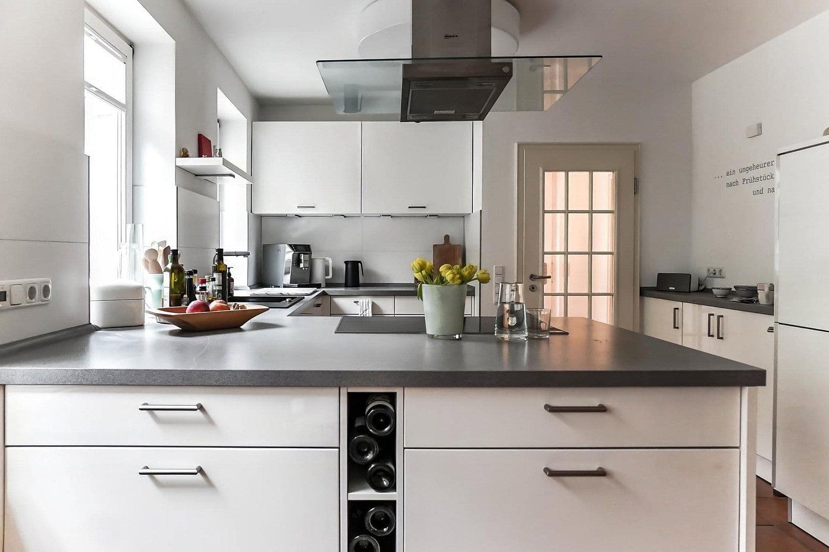 Predaj domu 377 m², pozemok 4.842 m², Deutsch Evern, Dolné Sasko Predaj domu 377 m², pozemok 4.842 m², Deutsch Evern, Dolné Sasko