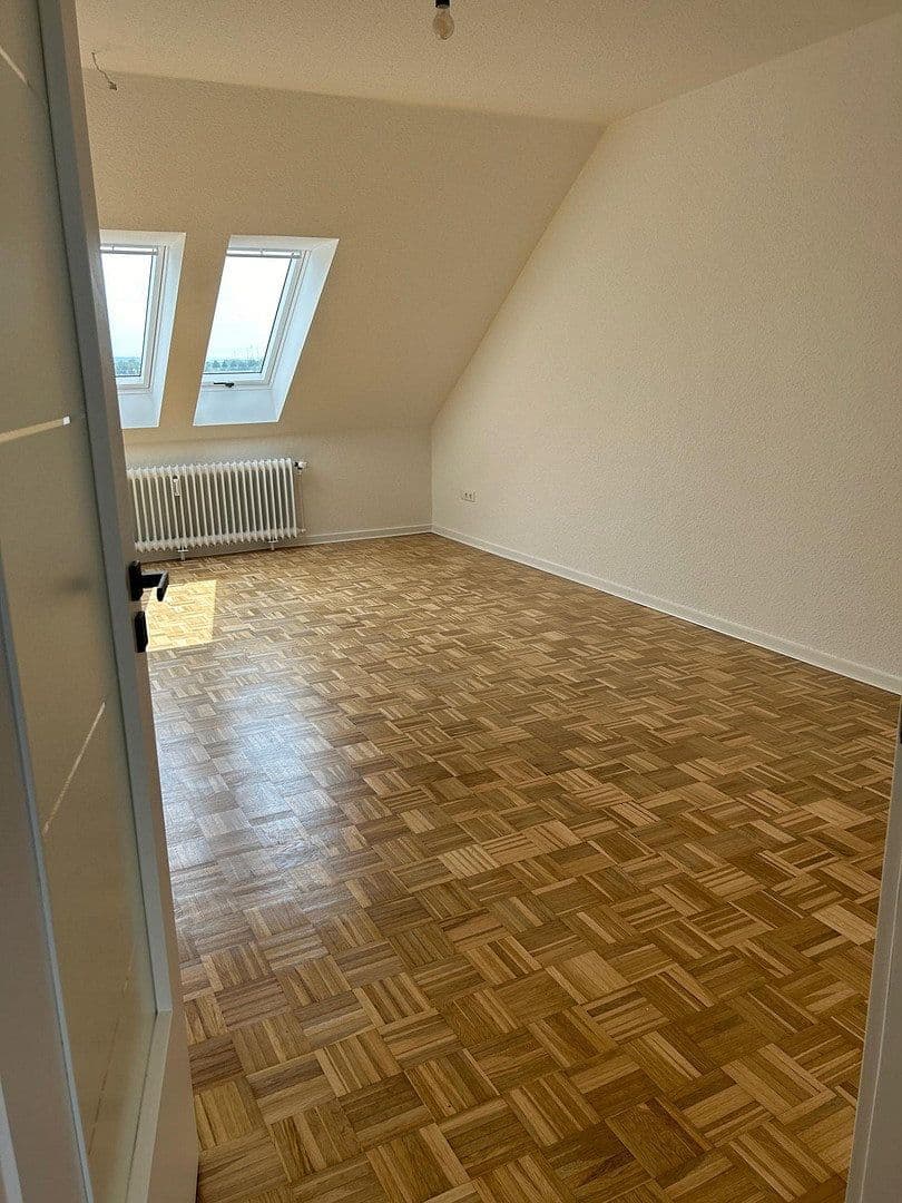 Prenájom bytu 3-izbový 56 m², Pattensen, Dolné Sasko Prenájom bytu 3-izbový 56 m², Pattensen, Dolné Sasko
