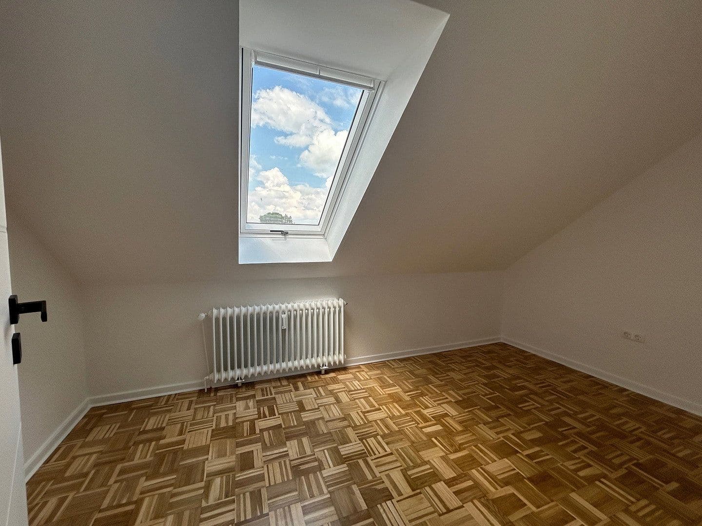 Prenájom bytu 3-izbový 56 m², Pattensen, Dolné Sasko Prenájom bytu 3-izbový 56 m², Pattensen, Dolné Sasko