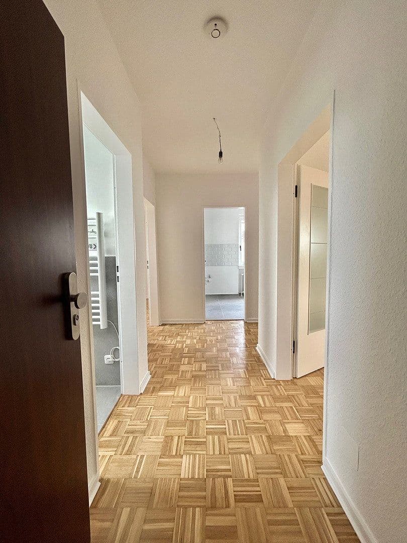 Prenájom bytu 3-izbový 56 m², Pattensen, Dolné Sasko Prenájom bytu 3-izbový 56 m², Pattensen, Dolné Sasko