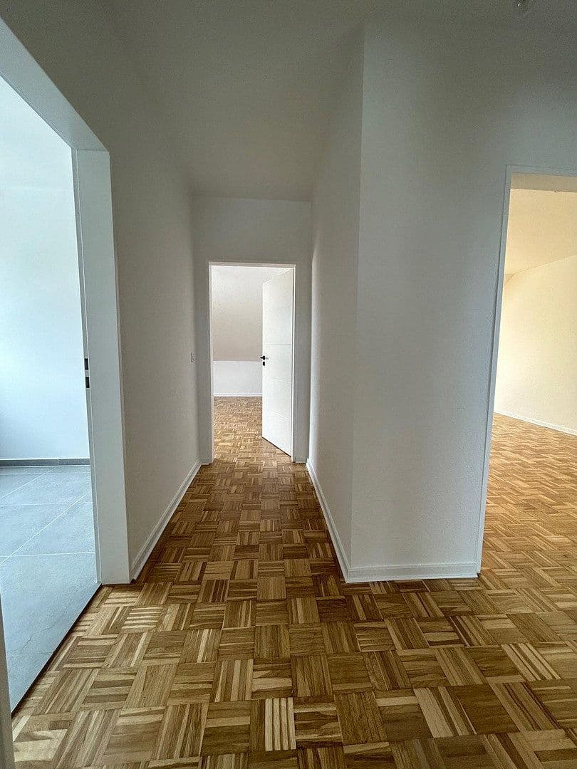 Prenájom bytu 3-izbový 56 m², Pattensen, Dolné Sasko Prenájom bytu 3-izbový 56 m², Pattensen, Dolné Sasko
