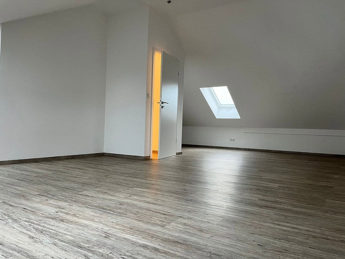 Prenájom domu 140 m², pozemok 140 m², Sütterlinstraße 2a, Schwandorf, Bavorsko Prenájom domu 140 m², pozemok 140 m², Sütterlinstraße 2a, Schwandorf, Bavorsko
