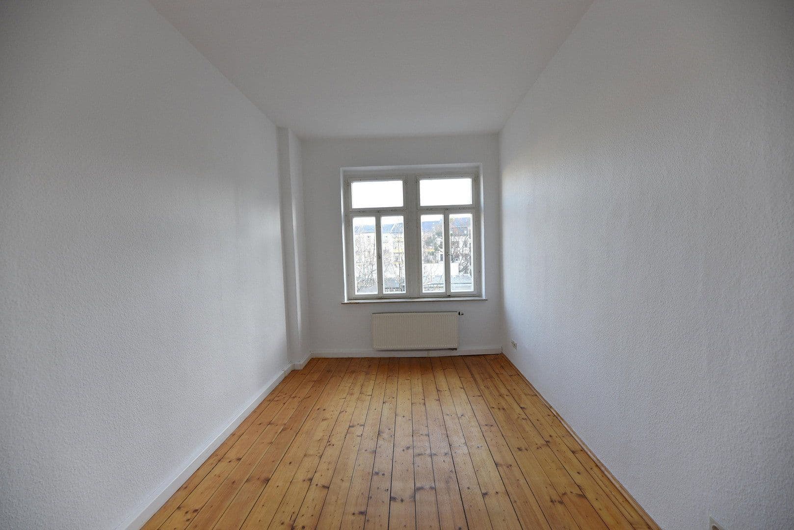 Prenájom bytu 4-izbový 89 m², Hertelstraße 16, Dresden, Sasko Prenájom bytu 4-izbový 89 m², Hertelstraße 16, Dresden, Sasko