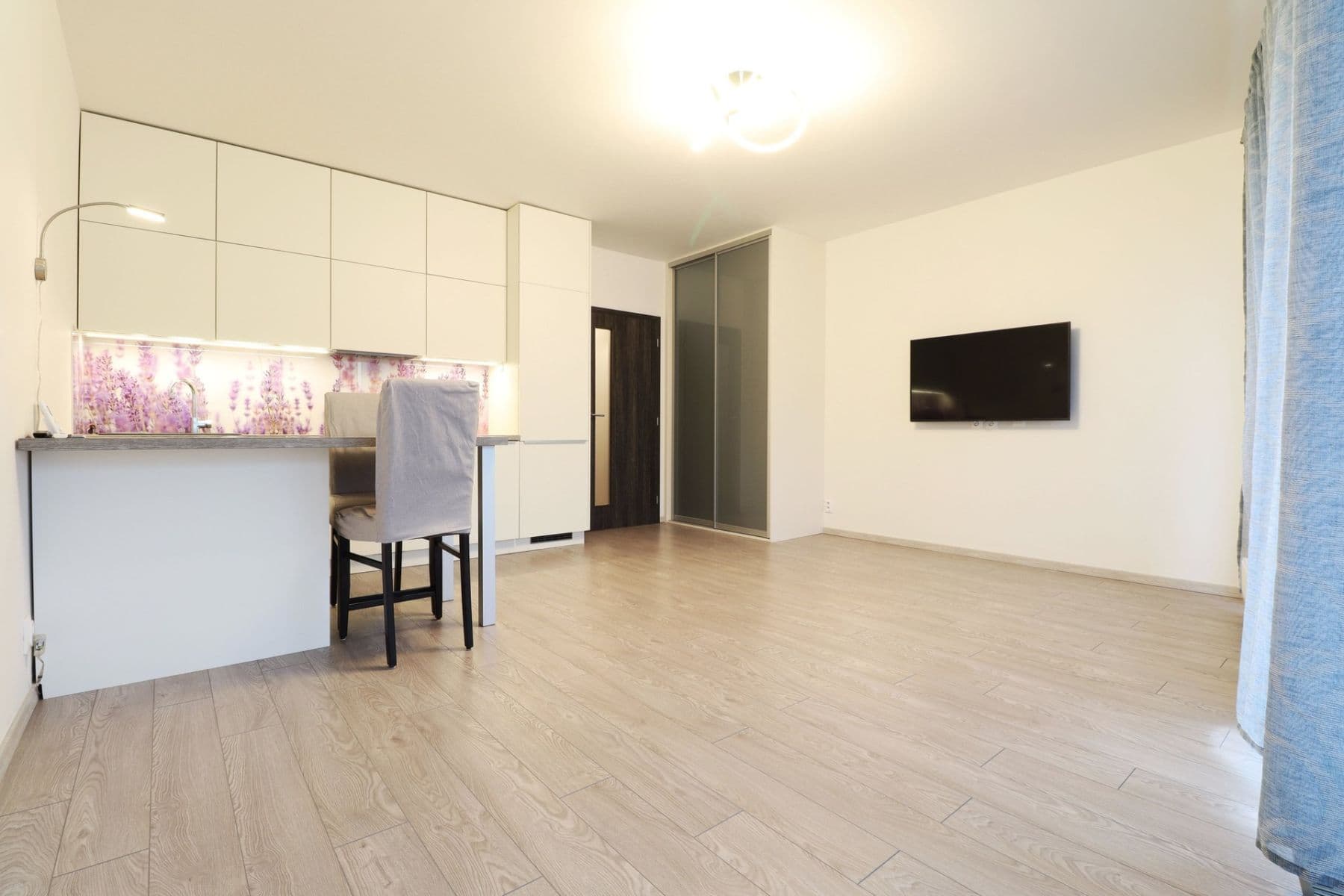 Prenájom bytu 1-izbový 34 m², Lindleyova, Praha, Praha Prenájom bytu 1-izbový 34 m², Lindleyova, Praha, Praha